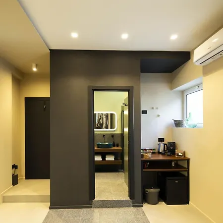 Alma House נאפולי